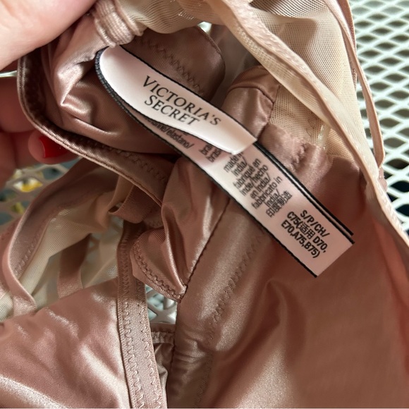 Victoria’s Secret rose gold strappy silk bralette with mesh paneling Size S - Picture 3 of 8
